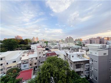 成大景觀三房平車房屋室內格局與周邊環境