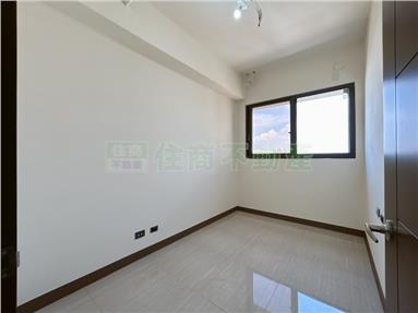 副都心新東琚。無敵景觀兩房平車房屋室內格局與周邊環境