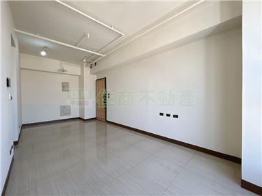 副都心新東琚。無敵景觀兩房平車房屋室內格局與周邊環境