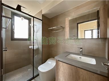 副都心新東琚。無敵景觀兩房平車房屋室內格局與周邊環境