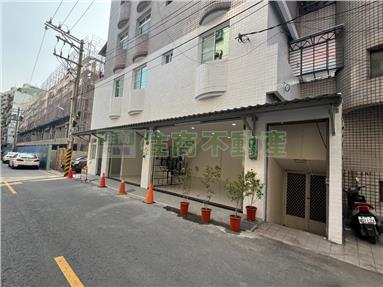 大社大面寬1+2店住房屋室內格局與周邊環境
