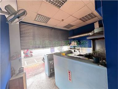興業東路店面房屋室內格局與周邊環境