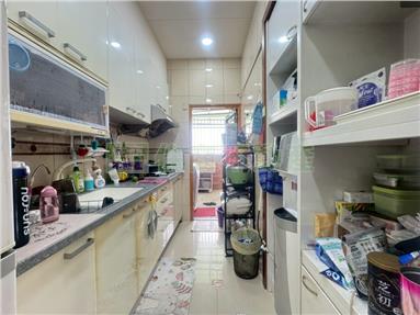 中興五福4房華廈房屋室內格局與周邊環境