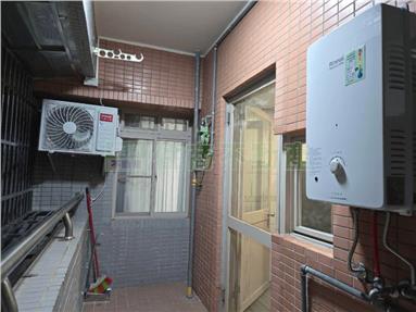 經國新城精美四房平車房屋室內格局與周邊環境