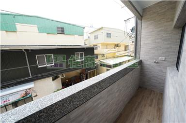 5785-鳳松翻新透天房屋室內格局與周邊環境