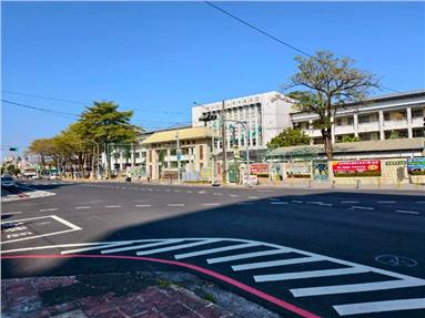 岡山勵志新城無敵景觀3房平車宅房屋室內格局與周邊環境