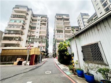 家專天地免整理套房(D棟)房屋室內格局與周邊環境