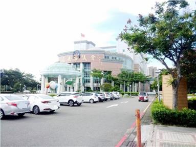 市政府雙併電梯3房車位房屋室內格局與周邊環境