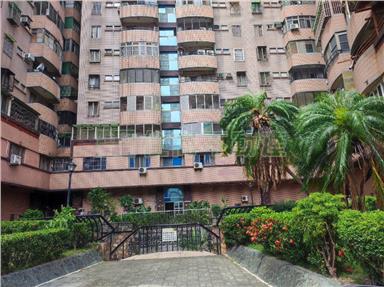 鳳屏一路超便宜美4房房屋室內格局與周邊環境