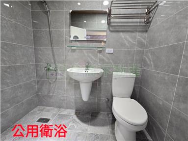 文華國小旁全新整理公寓三樓房屋室內格局與周邊環境