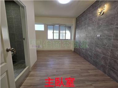 文華國小旁全新整理公寓三樓房屋室內格局與周邊環境