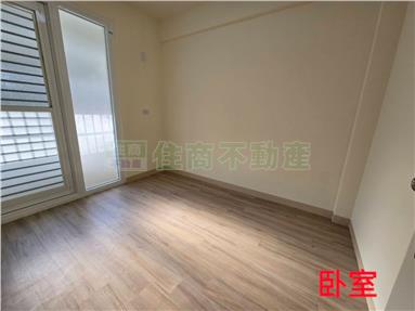 文華國小旁全新整理公寓三樓房屋室內格局與周邊環境
