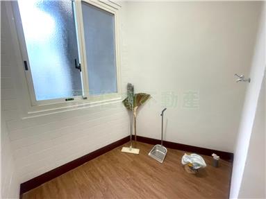 潮州整新漂亮面寬透天店住房屋室內格局與周邊環境