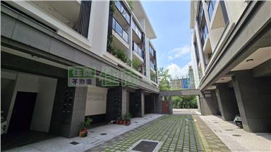 清景麟-高鐵站4樓4年車庫墅房屋室內格局與周邊環境