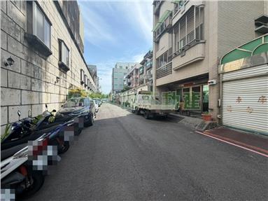 安平木質光影可隔三房平車房屋室內格局與周邊環境