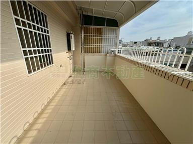 虎尾寮雙面採光雙車墅房屋室內格局與周邊環境