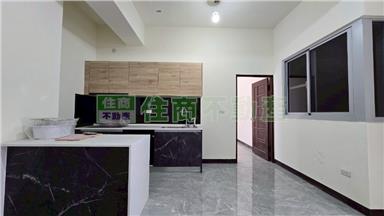 B2鹽水仁愛路電梯新建案透天房屋室內格局與周邊環境