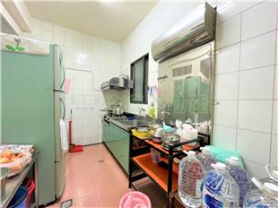 楠梓右昌增建到滿真水透天房屋室內格局與周邊環境