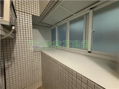 巨蛋商圈高機能極致2+1房房屋室內格局與周邊環境