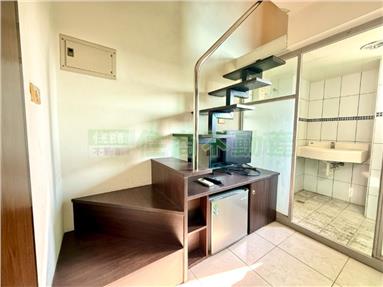 楠梓興楠菁英會館收租套房房屋室內格局與周邊環境