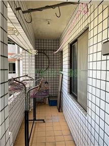 德賢商圈名流綠卡四房平車房屋室內格局與周邊環境
