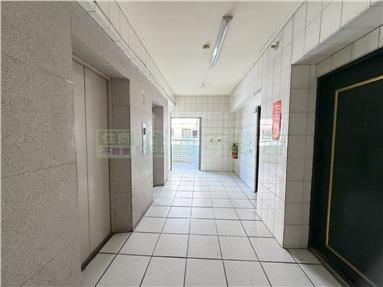 德賢商圈名流綠卡四房平車房屋室內格局與周邊環境