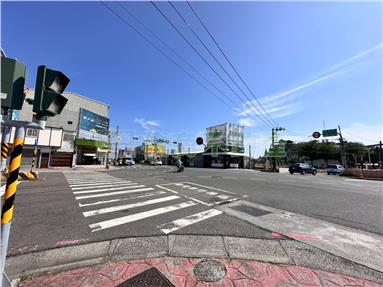 萬年路168坪都內農地房屋室內格局與周邊環境