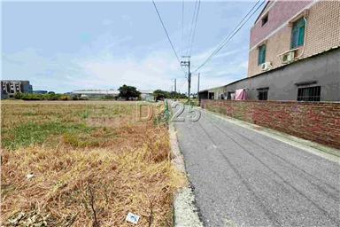 新吉工業區旁超便宜建地房屋室內格局與周邊環境