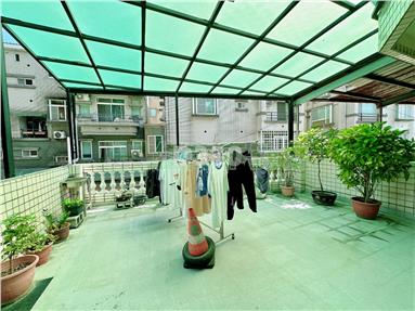 東橋芳鄰邊間29地坪車墅房屋室內格局與周邊環境