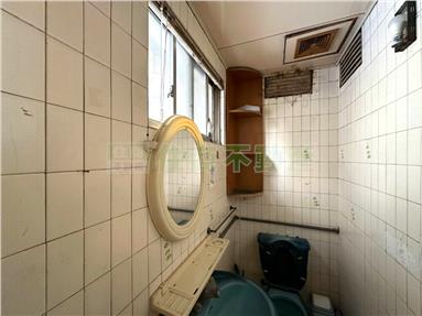 有福德稀有二樓寓房屋室內格局與周邊環境