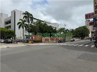東區崇學國小一房一廳套房房屋室內格局與周邊環境