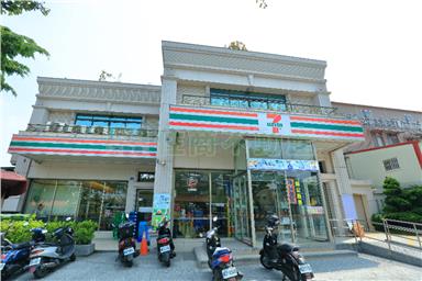 大坪頂特商區全新華廈1F房屋室內格局與周邊環境