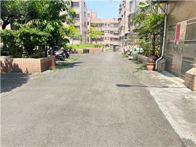 餐旅學明國宅邊間公寓一樓房屋室內格局與周邊環境