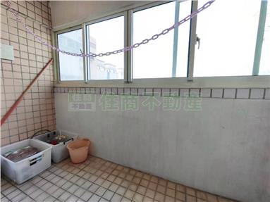 康莊國宅採光大3房房屋室內格局與周邊環境