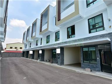 台南後壁白沙屯全新車庫別墅E房屋室內格局與周邊環境