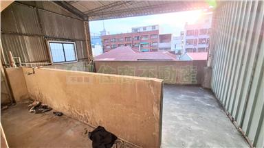 市中心俗透天房屋室內格局與周邊環境