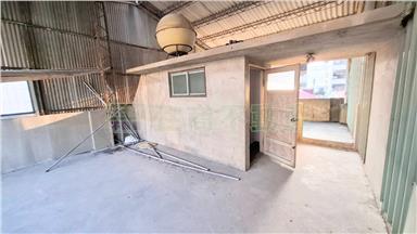 市中心俗透天房屋室內格局與周邊環境