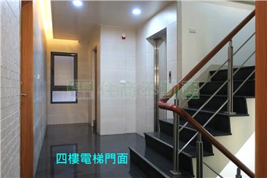 凹子底綠能墅|全新未住房屋室內格局與周邊環境