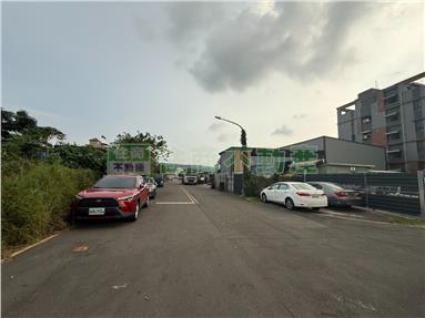 小港大坪頂雙面臨路大面寬建地房屋室內格局與周邊環境