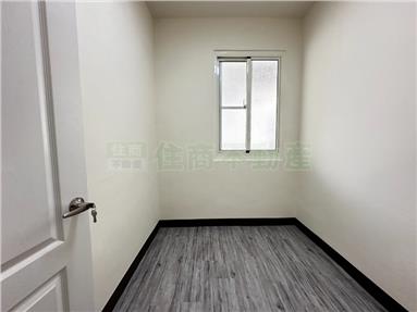 總圖邊間公寓三樓房屋室內格局與周邊環境