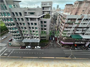 安平慶平公園最愛大廈雙套房房屋室內格局與周邊環境