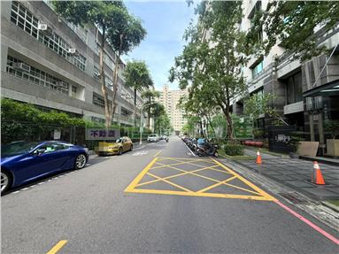美術館精裝修大2房平車房屋室內格局與周邊環境