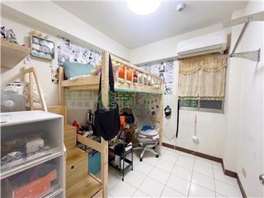 中崙國宅採光大三房兩衛房屋室內格局與周邊環境
