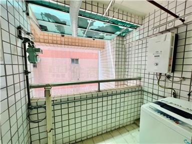 榮總大武商圈電梯三房華廈房屋室內格局與周邊環境