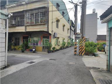 民雄興中國小旁透天房屋室內格局與周邊環境