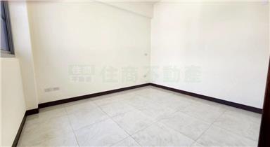 鹽水全新靚麗電梯雙車墅B1房屋室內格局與周邊環境