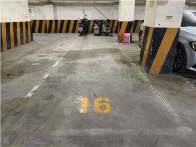 歐洲世界新裝潢樓中樓平車房屋室內格局與周邊環境