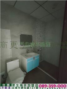公62全新有車位三房華廈房屋室內格局與周邊環境