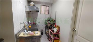鳳山七聖街上店面1+2樓房屋室內格局與周邊環境