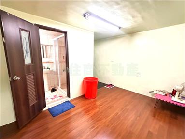 東港行政區透天房屋室內格局與周邊環境